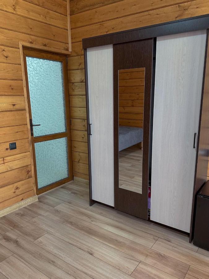 Лилия Hotel Gudauta Bagian luar foto