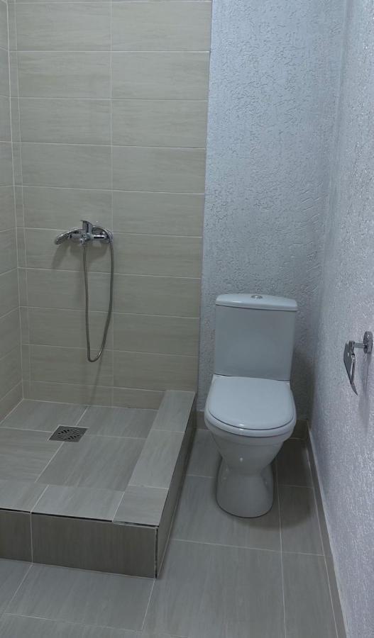 Лилия Hotel Gudauta Bagian luar foto