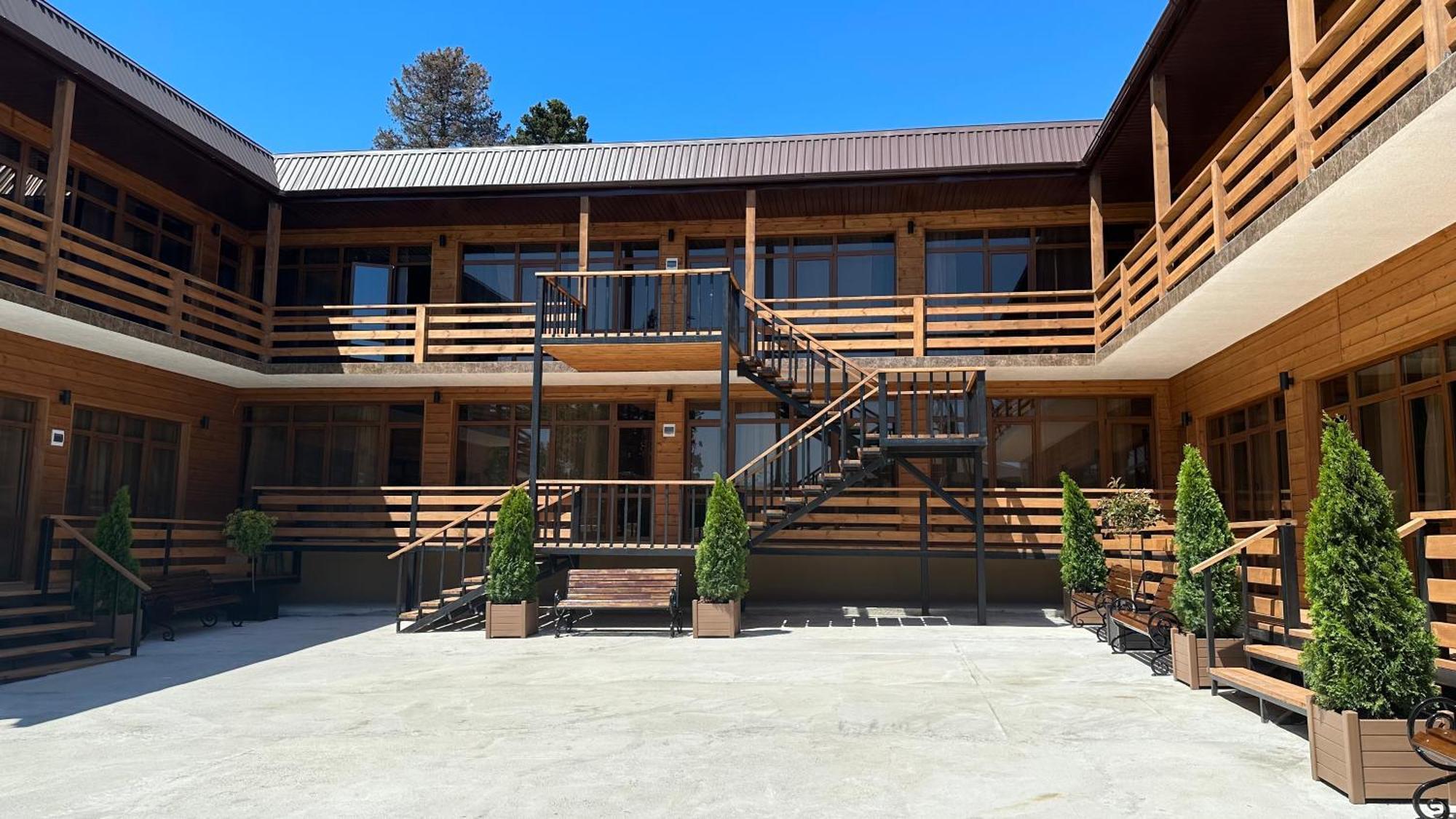 Лилия Hotel Gudauta Bagian luar foto